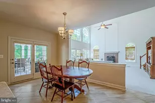19590 Saratoga Springs Pl, Ashburn, VA 20147 - Photo 14