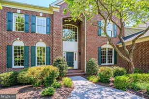 19590 Saratoga Springs Pl, Ashburn, VA 20147 - Photo 4