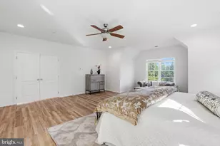 25209 Eisenhower Dr, Chantilly, VA 20152 - Photo 36