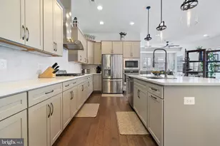 23664 Chalmers Crossing Terrace, Ashburn, VA 20148 - Photo 12