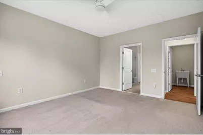 21717 Hawksbill High Circle, Sterling, VA 20164 - Photo 26