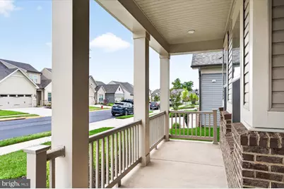 21717 Hawksbill High Circle, Sterling, VA 20164 - Photo 4