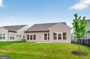 21717 Hawksbill High Cir, Sterling, VA 20164 - Photo 36