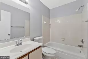21676 Calamary Cir, Sterling, VA 20164 - Photo 24