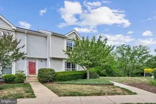 21676 Calamary Cir, Sterling, VA 20164 - Photo 4