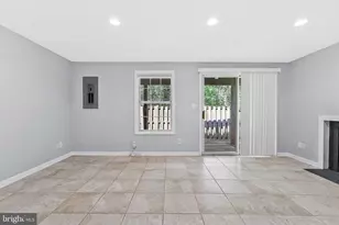 21676 Calamary Cir, Sterling, VA 20164 - Photo 34