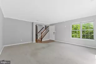 21676 Calamary Cir, Sterling, VA 20164 - Photo 6