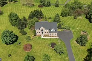 36704 Vineyard View Pl, Hillsboro, VA 20132 - Photo 2