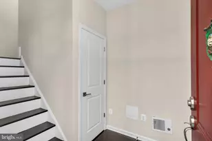 23300 Milltown Knoll Square, Ashburn, VA 20148 - Photo 6