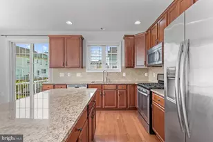43247 Loudoun Reserve Dr, Ashburn, VA 20148 - Photo 18