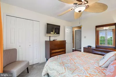 20617 Avalon Court, Sterling, VA 20165 - Photo 32