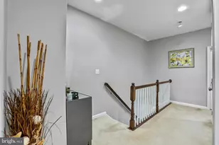 21077 Ashburn Heights Dr, Ashburn, VA 20148 - Photo 12