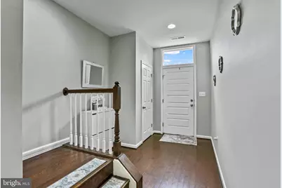 21077 Ashburn Heights Drive, Ashburn, VA 20148 - Photo 2