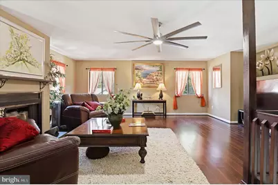 211 Keyes Court, Sterling, VA 20164 - Photo 14