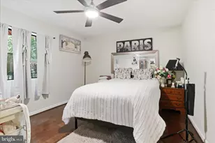 211 Keyes Ct, Sterling, VA 20164 - Photo 10