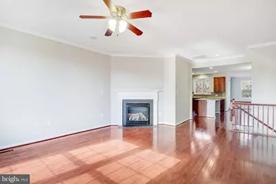 24803 Mason Dale Terrace, Chantilly, VA 20152 - Photo 6