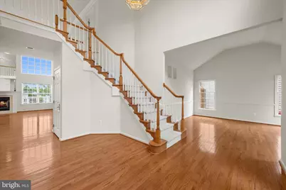 19988 Hazeltine Place, Ashburn, VA 20147 - Photo 4