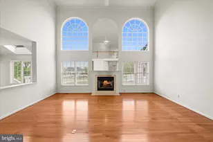19988 Hazeltine Pl, Ashburn, VA 20147 - Photo 14