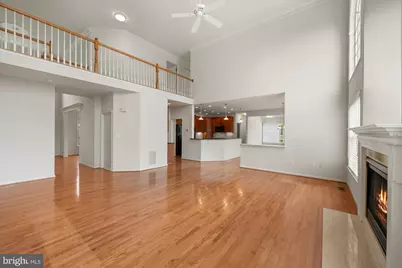19988 Hazeltine Place, Ashburn, VA 20147 - Photo 16