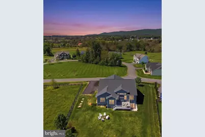 12104 Sunflower Field Place, Lovettsville, VA 20180 - Photo 2