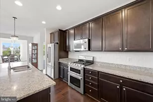 12104 Sunflower Field Pl, Lovettsville, VA 20180 - Photo 24
