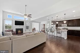 12104 Sunflower Field Pl, Lovettsville, VA 20180 - Photo 14