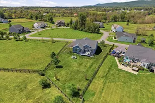 12104 Sunflower Field Pl, Lovettsville, VA 20180 - Photo 64