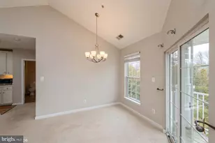 25340 Lake Mist Square, Chantilly, VA 20152 - Photo 6