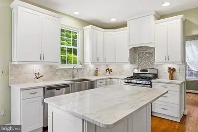 813 Duncan Place SE, Leesburg, VA 20175 - Photo 18