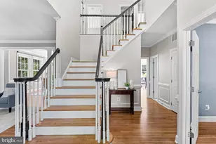 20460 Swan Creek Ct, Sterling, VA 20165 - Photo 8