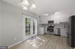 100 Marcum Ct, Sterling, VA 20164 - Photo 8