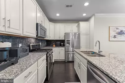 42831 Burrell Square, Ashburn, VA 20147 - Photo 16