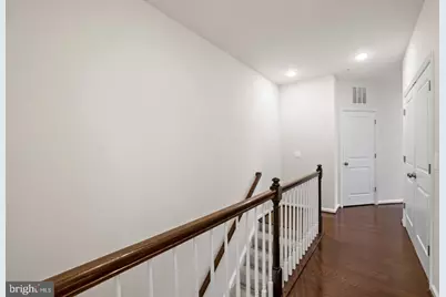 1102 Ribbon Limestone Terrace SE, Leesburg, VA 20175 - Photo 10