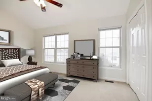 22037 Manning Square, Sterling, VA 20166 - Photo 26