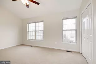 22037 Manning Square, Sterling, VA 20166 - Photo 22