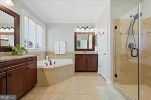 41704 Bloomfield Path St, Ashburn, VA 20148 - Photo 34