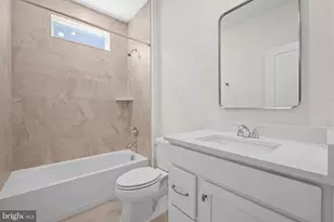 42100 Picasso Sq, Brambleton, VA 20148 - Photo 22