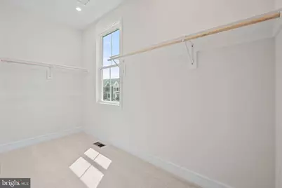 42100 Picasso Square, Brambleton, VA 20148 - Photo 14