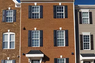 19439 Spokan Sq, Leesburg, VA 20175 - Photo 1