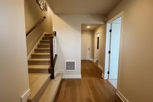19439 Spokan Sq, Leesburg, VA 20175 - Photo 2