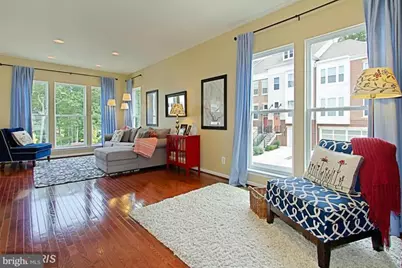 42685 Orefield Terrace, Ashburn, VA 20148 - Photo 6