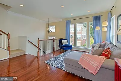 42685 Orefield Terrace, Ashburn, VA 20148 - Photo 4