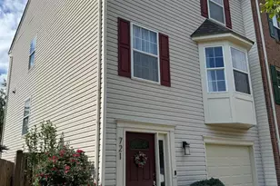 721 Vanderbilt Terrace SE, Leesburg, VA 20175 - Photo 2