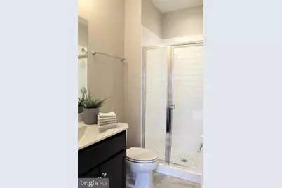23016 Lavallette Square, Brambleton, VA 20148 - Photo 34