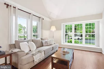 301 Deerpath Avenue SW, Leesburg, VA 20175 - Photo 6