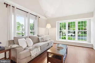 301 Deerpath Ave SW, Leesburg, VA 20175 - Photo 6