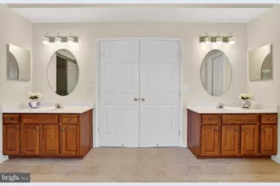 910 Rhonda Place SE, Leesburg, VA 20175 - Photo 32