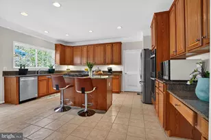 910 Rhonda Pl SE, Leesburg, VA 20175 - Photo 14