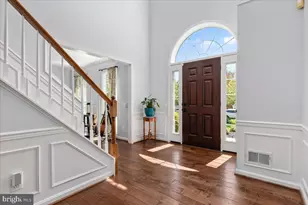 47076 Stillwood Pl, Sterling, VA 20165 - Photo 8