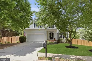 624 Newington Pl NE, Leesburg, VA 20176 - Photo 2